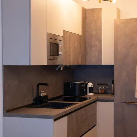 Casa Eleonora - A 150m Dalla Apartamento